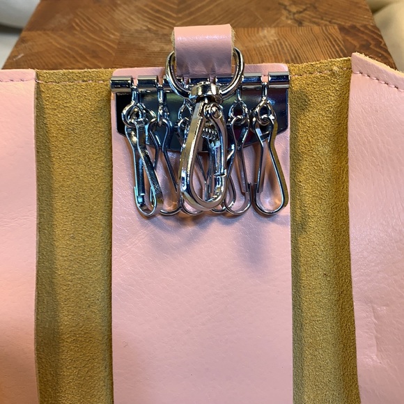 NWOT Handmade leather key keychain organizer - Picture 6 of 14